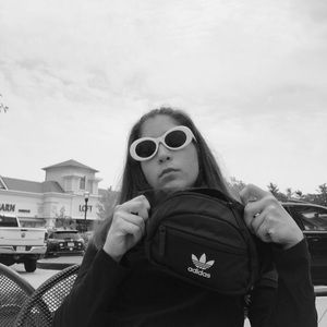 Meet your Posher, Gg